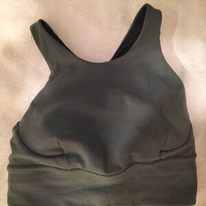Lululemon Size 4 C/D cup Bra